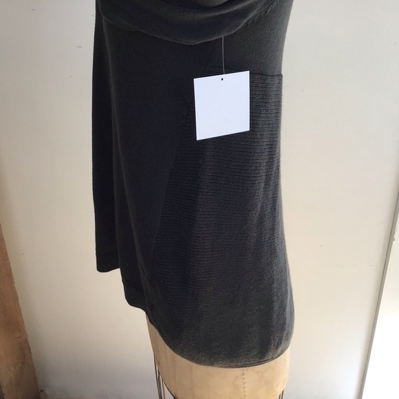 NWT Ellen Tracy 100% fine merino wool women’s size small cowl neck sweater. - Picture 5 of 9